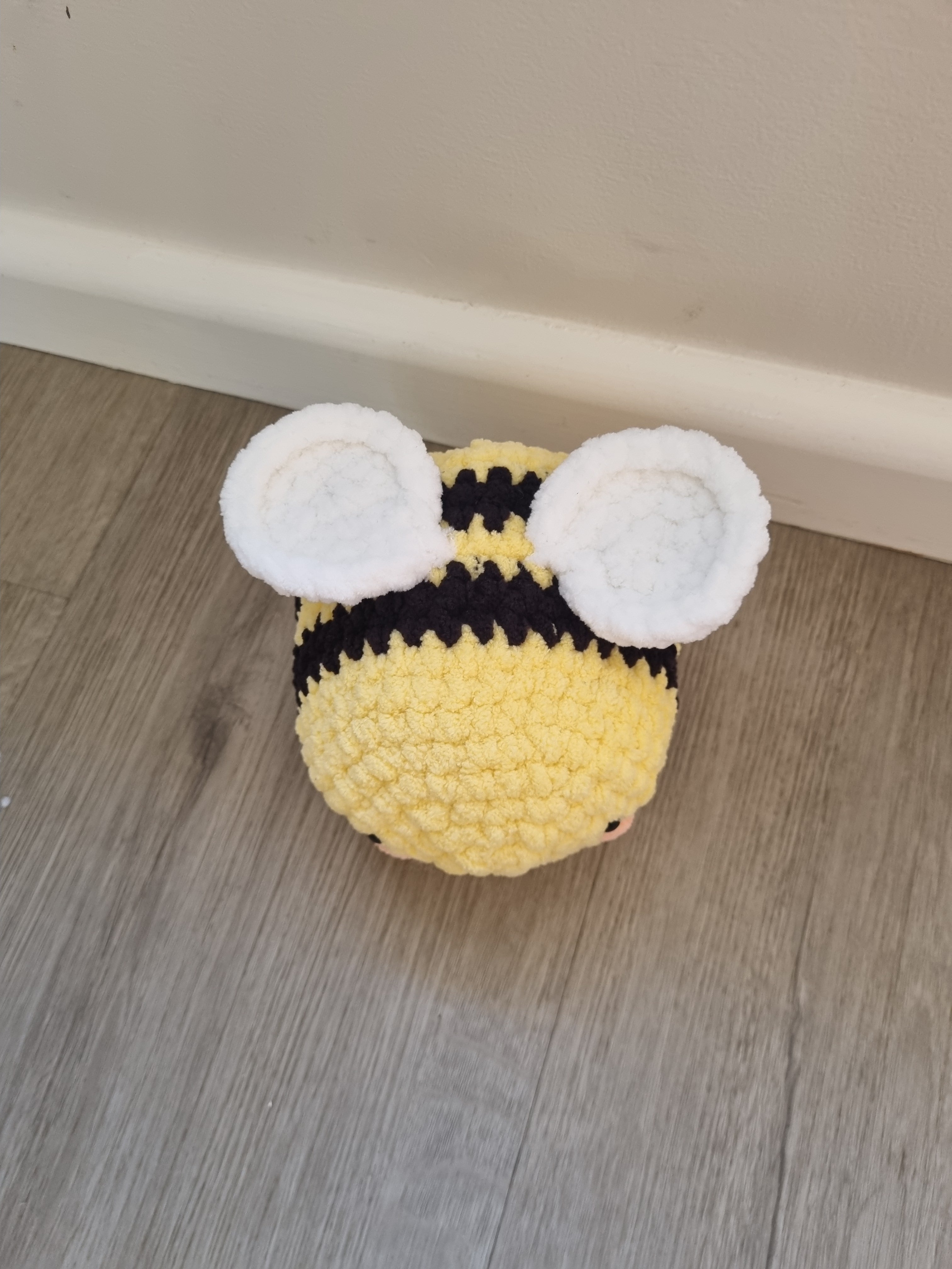 Bee plushie